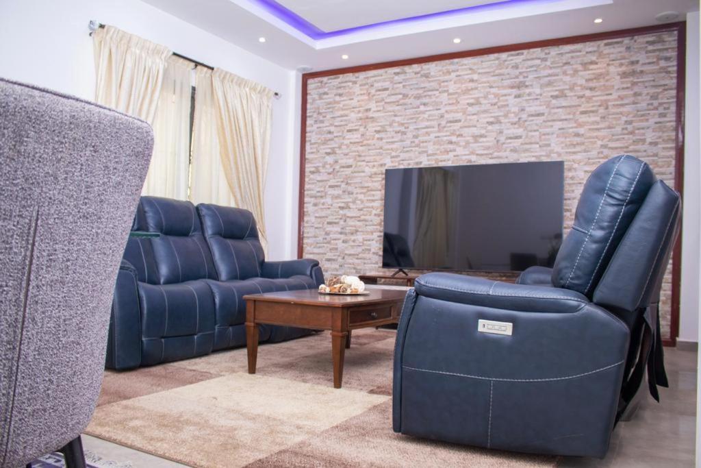 Luxury Suites Chester One Dakar Exterior foto